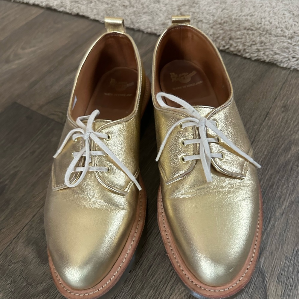 Dr Martens Lindsay Metallic Gold lace up oxfords size 41